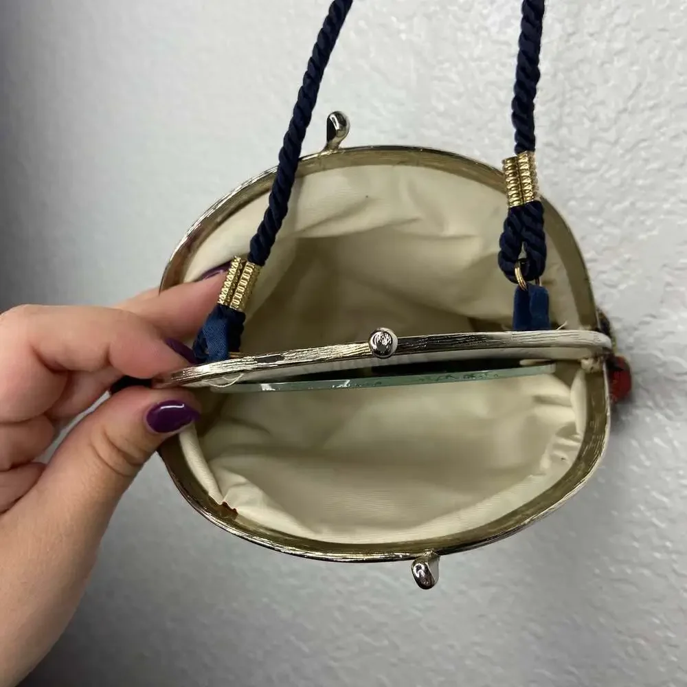 Vintage Textured Fabric Clutch - Picture 4 of 6